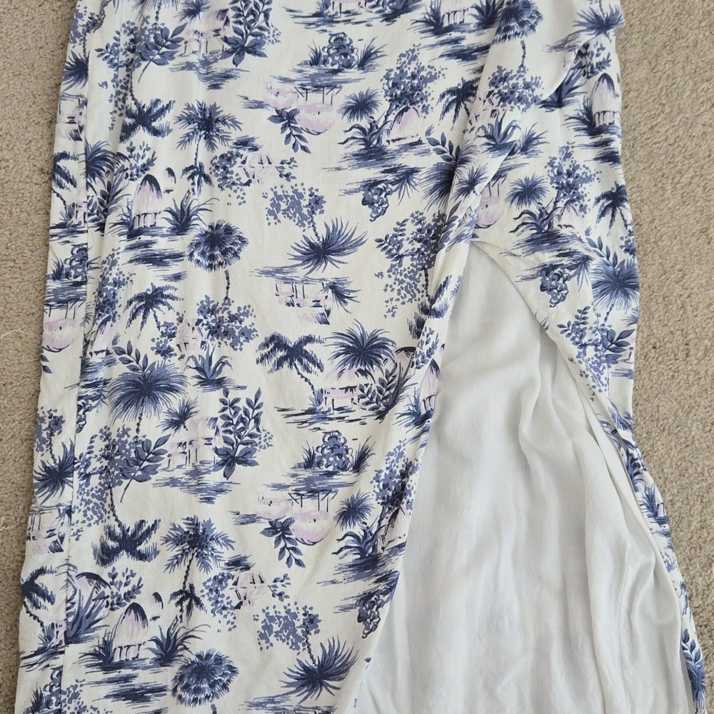 Abercrombie & Fitch Blue and White Floral Maxi Skirt